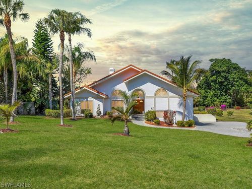 620 Inlet Dr, MARCO ISLAND, FL, 34145-5939 | Card Image