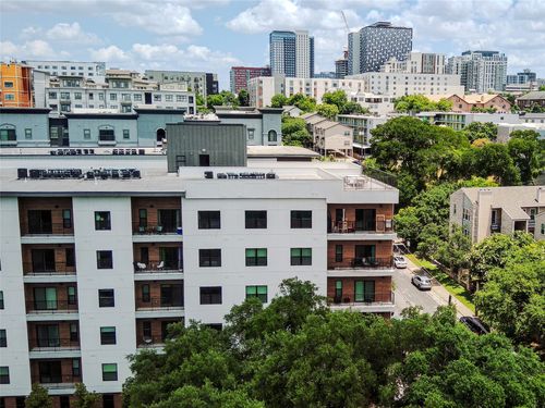 521-2500 Longview St, Austin, TX, 78705-4367 | Card Image