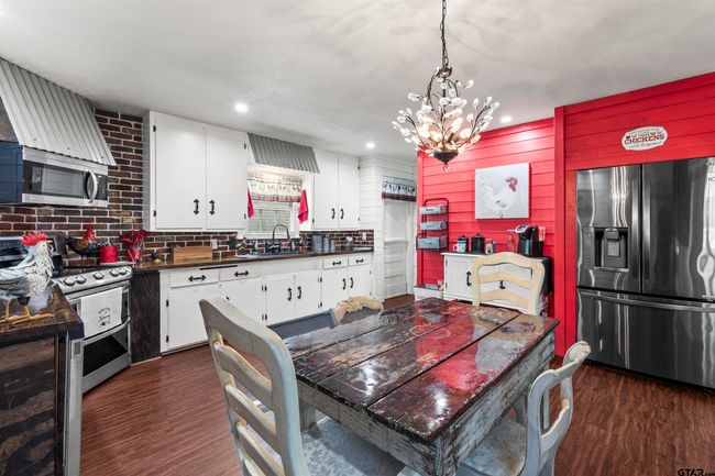 815 E Mcdonald St, House other with 2 bedrooms, 1 bathrooms and null parking in Mineola TX | Image 7