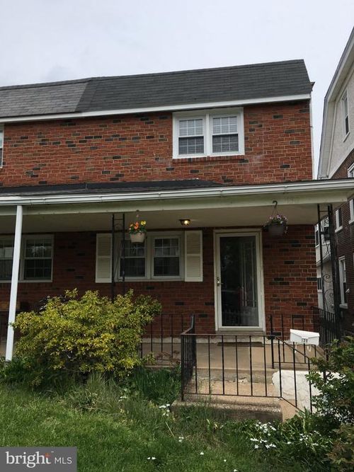 130 E 8th Ave, CONSHOHOCKEN, PA, 19428-1745 | Card Image
