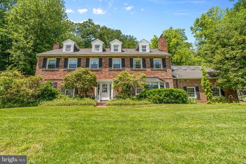 615 Old Kings Hwy, DOWNINGTOWN, PA, 19335-3385 | Card Image