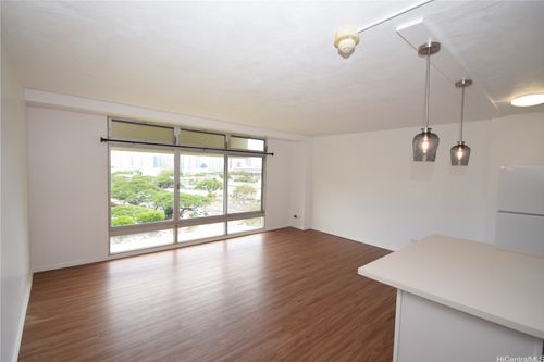 apt-831-1511 Nuuanu Ave, Honolulu, HI, 96817-3713 | Card Image