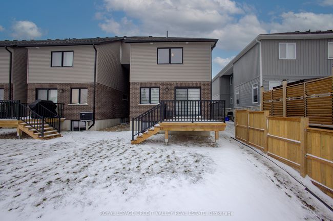 111 Stephenson Way, House attached with 3 bedrooms, 3 bathrooms and 2 parking in Palmerston ON | Image 30