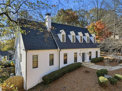 8520 Valemont Dr, Sandy Springs, GA, 30350-2849 | Card Image