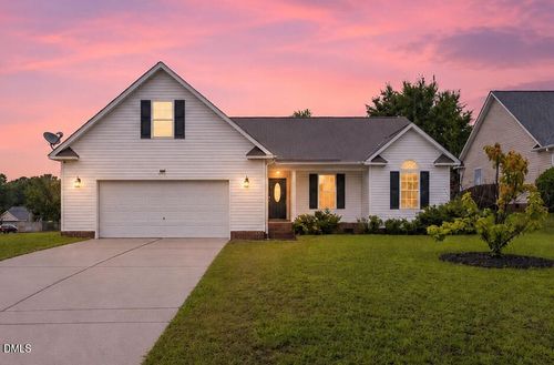 1466 Thoroughbred Trl, Parkton, NC, 28371-7701 | Card Image