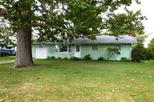 308 W Bower St, Oreana, IL, 62554-8140 | Card Image