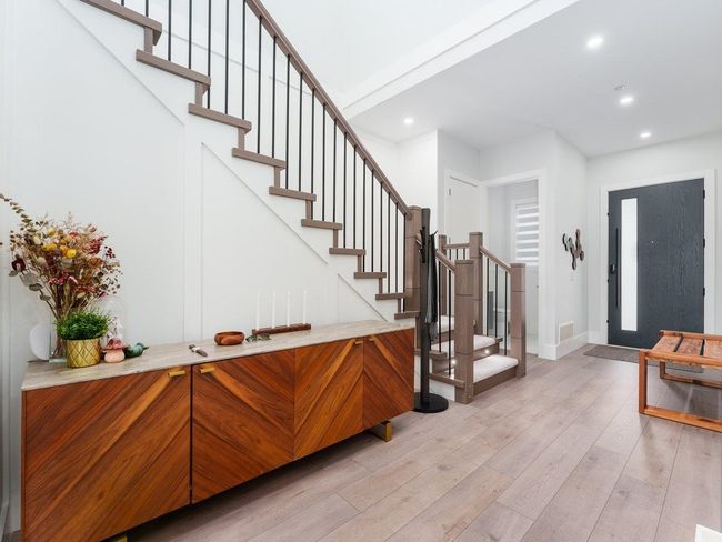 11120 241a St, House other with 5 bedrooms, 5 bathrooms and 4 parking in Maple Ridge BC | Image 10