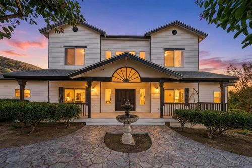 1925 Robinhood Rd, Vista, CA, 92084 | Card Image