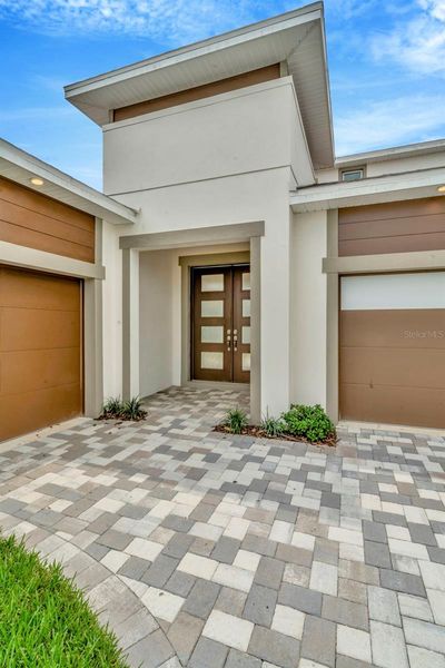 10523 Torchwood Sea Wy, House other with 6 bedrooms, 4 bathrooms and null parking in SAN ANTONIO FL | Image 2