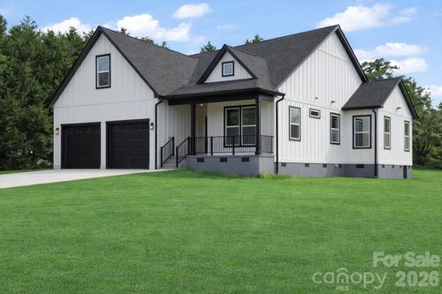 2589 Polo Ln, Maiden, NC, 28650-8728 | Card Image