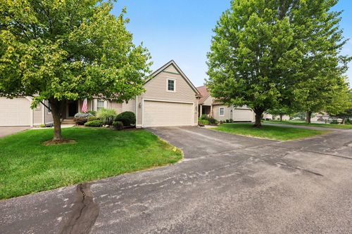 208 Pierce Lake Dr, Chelsea, MI, 48118-1436 | Card Image