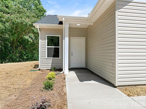 4470 Kingsbury Rd, Midland, NC, 28107-7240 | Card Image