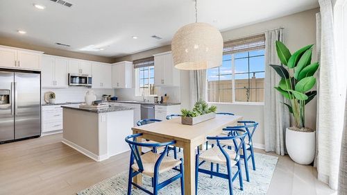 1132 Thunderchief Ln, Rialto, CA, 92376-2325 | Card Image