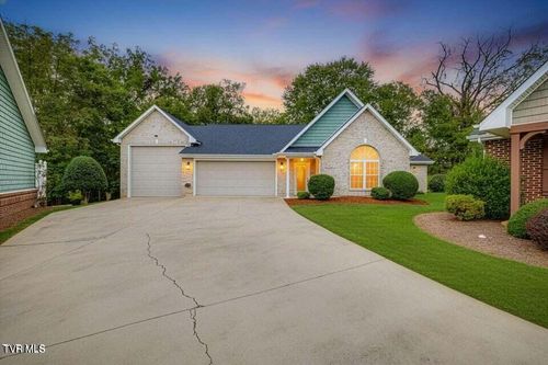 205 Bridgewater Ct, Gray, TN, 37615-7007 | Card Image
