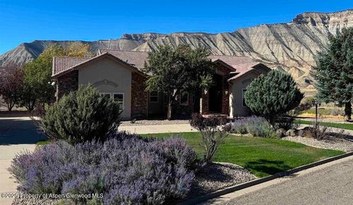 233 Meadow Creek Dr, Parachute, CO, 81635-9674 | Card Image