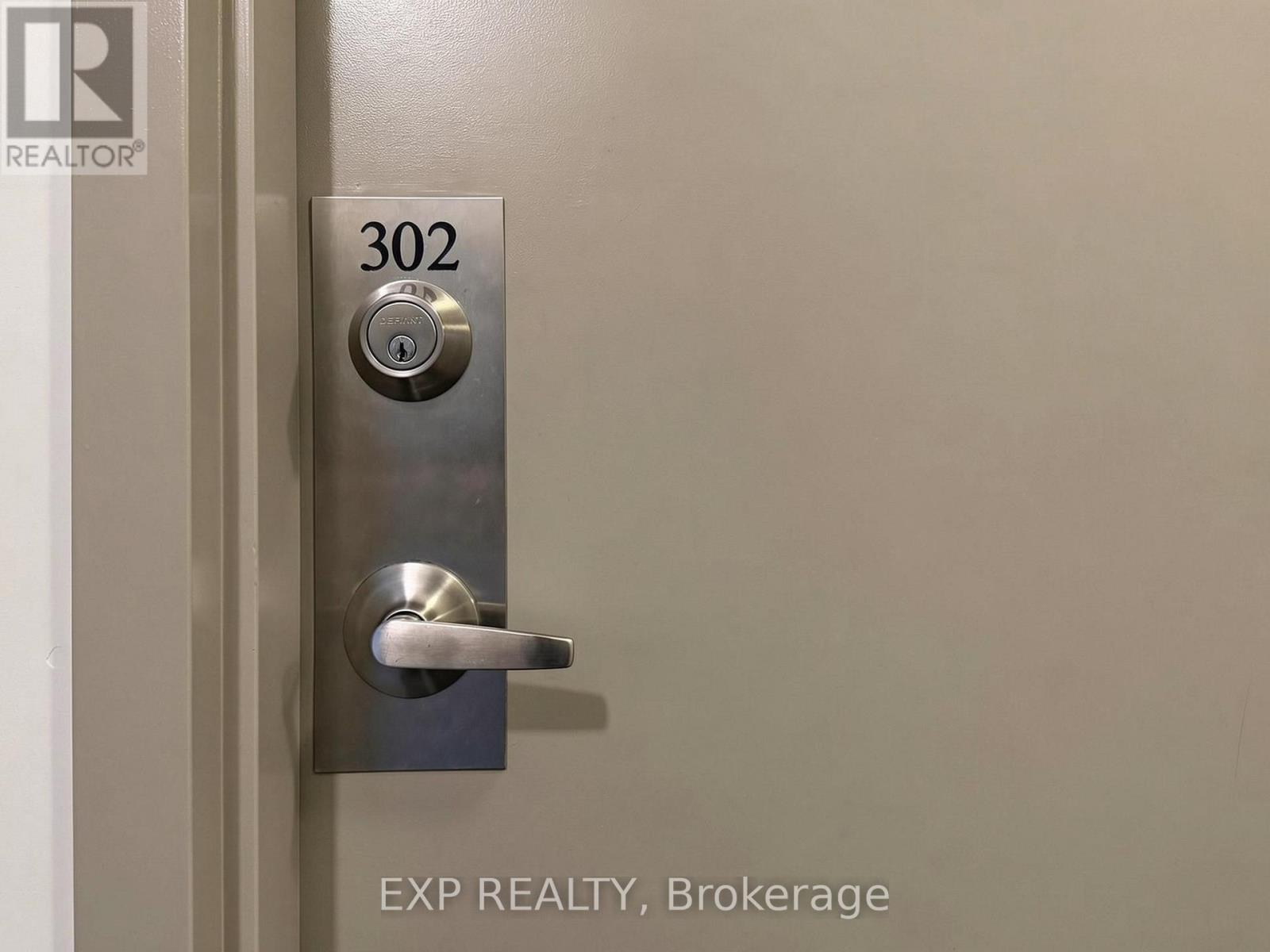 Residential in Toronto (Clanton Park) 4