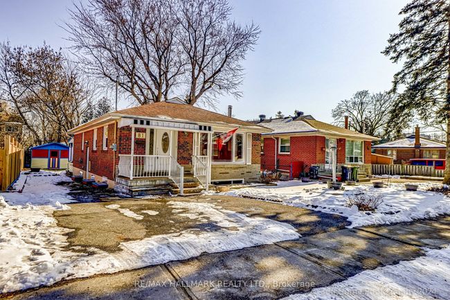 81 Sedgemount Dr, House other with 4 bedrooms, 2 bathrooms and 3 parking in Scarborough ON | Image 22