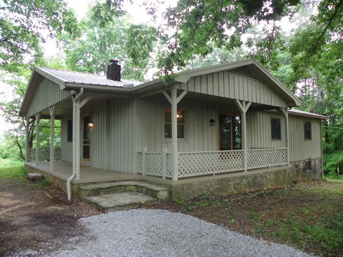 670 Winstead Rd, Quebeck, TN, 38579-2004 | Card Image