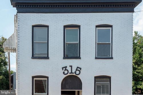 315 W North St, YORK, PA, 17401-2908 | Card Image