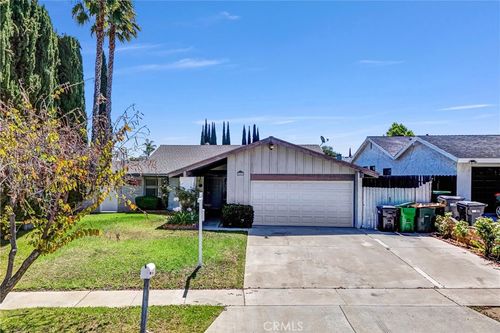 1407 Opal St, Corona, CA, 92882-3925 | Card Image