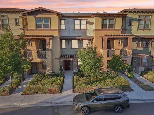 2012 Montecito Ave, Mountain View, CA, 94043-4316 | Card Image