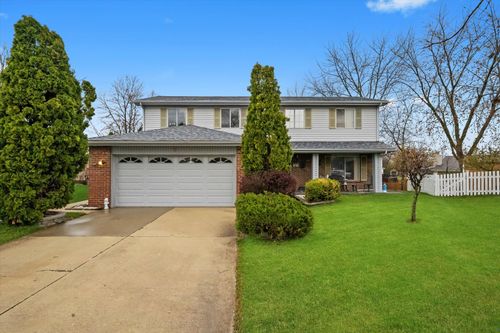 3 Lorraine Ave, Woodridge, IL, 60517-1725 | Card Image