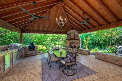 808 Bluffwood Ave, McKinney, TX, 75072-8372 | Card Image