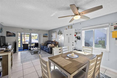 142 Se Village Dr, Port St. Lucie, FL, 34952-7706 | Card Image