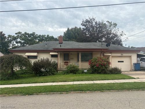 347 Porter Avenue, Campbell, OH, 44405 | Card Image