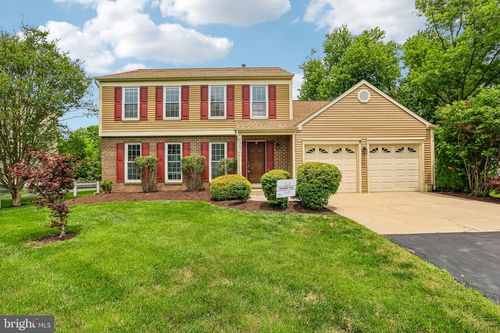 8609 Aqueduct Rd, POTOMAC, MD, 20854-6250 | Card Image