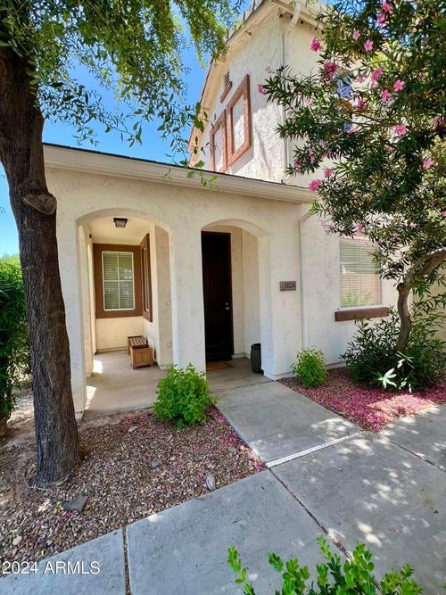 10218 E Isleta Ave, Mesa, AZ, 85209-7767 | Card Image