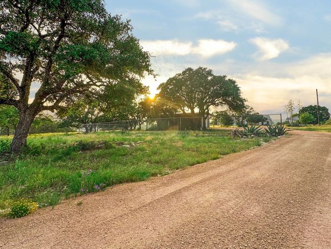 1428 Seven Springs Dr, House other with 3 bedrooms, 2 bathrooms and 5 parking in Junction TX | Image 38