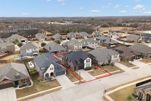 1112 Bear Oak Dr, Burleson, TX, 76028-5068 | Card Image