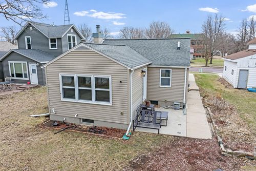 1127 N Main St, Fairmont, MN, 56031-1644 | Card Image
