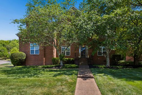 1570 Woodberry Ct, Brentwood, TN, 37027-8640 | Card Image