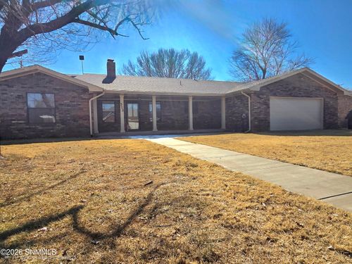 512 E 17th St, Portales, NM, 88130-9289 | Card Image