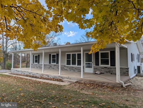 5399 W Canal Rd, EAST BERLIN, PA, 17316-8436 | Card Image