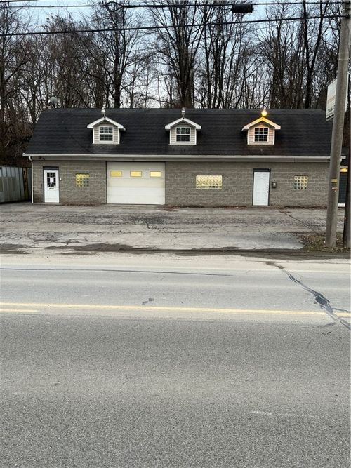 4711 W State St, Edinburg, PA, 16116-1719 | Card Image