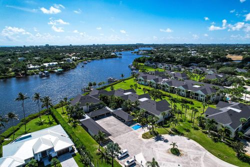105a-19149 Se Sea Turtle Ct, Tequesta, FL, 33469-1542 | Card Image