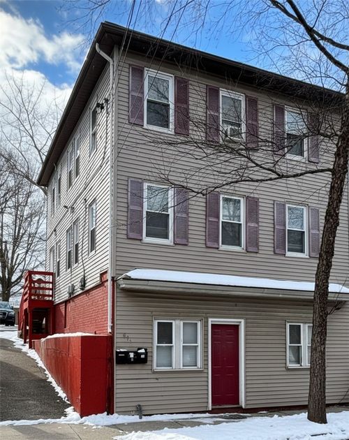 876 Douglas Ave, Providence, RI, 02908-1566 | Card Image