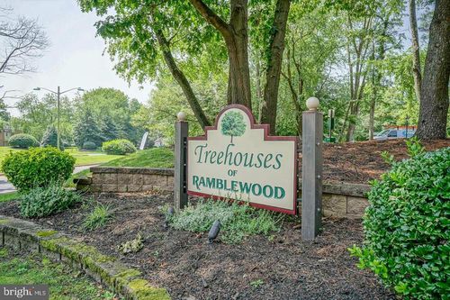 302 Kelly Cv, MOUNT LAUREL, NJ, 08054-2737 | Card Image