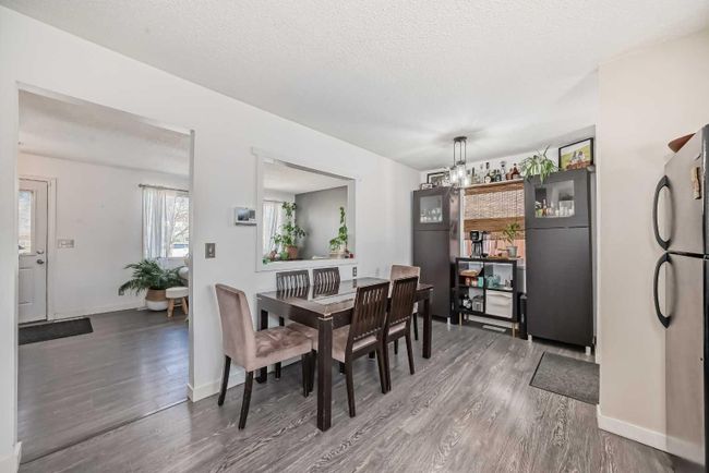 195 Pinecliff Way Ne, Home with 3 bedrooms, 2 bathrooms and 4 parking in Calgary AB | Image 14