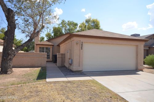 3923 W Denver St, Chandler, AZ, 85226-3889 | Card Image