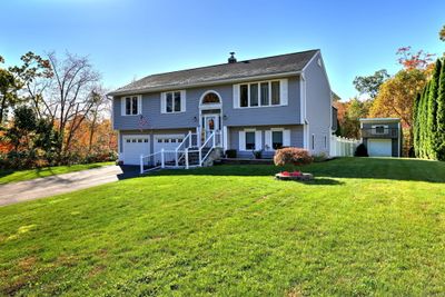 71 Wood Terrace, House other with 3 bedrooms, 2 bathrooms and 4 parking in East Haven CT | Image 2