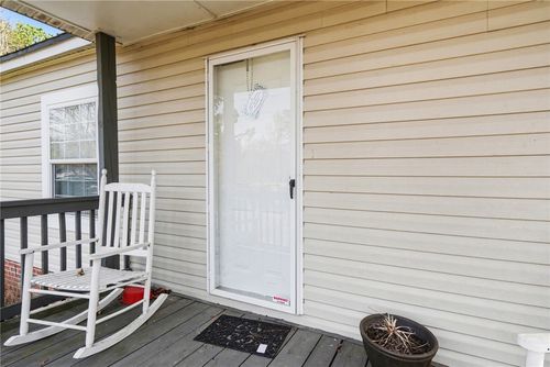 1004 Chapman Rd, Belton, SC, 29627-9403 | Card Image