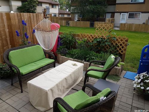 1358 Brown St, Regina, SK, S4N5M3 | Card Image