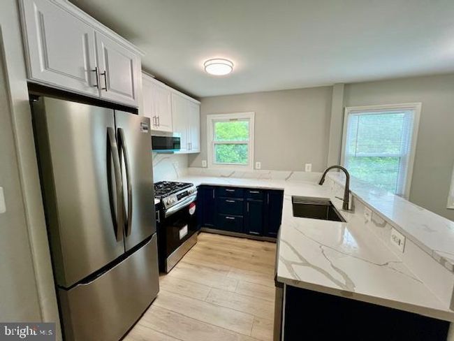 9601 Aspen Pl, Townhouse with 4 bedrooms, 3 bathrooms and null parking in MANASSAS VA | Image 11
