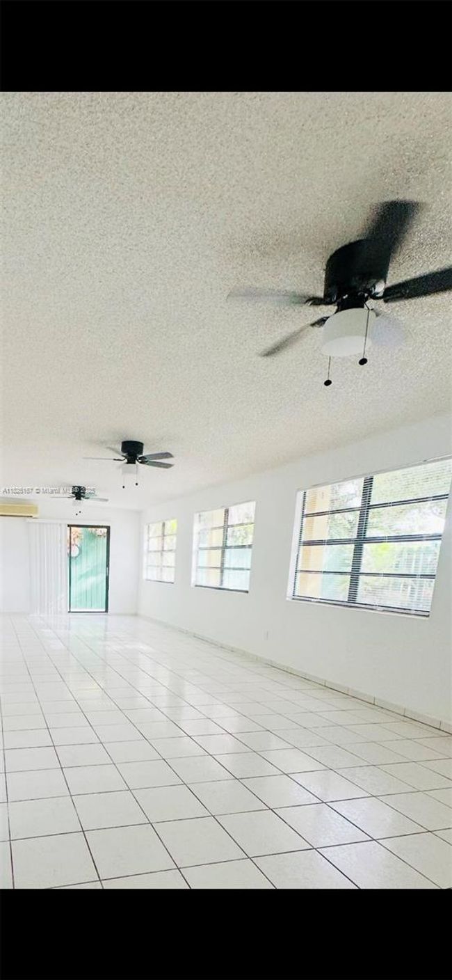 9510 Sw 151 St Ct, House other with 4 bedrooms, 3 bathrooms and null parking in Miami FL | Image 8