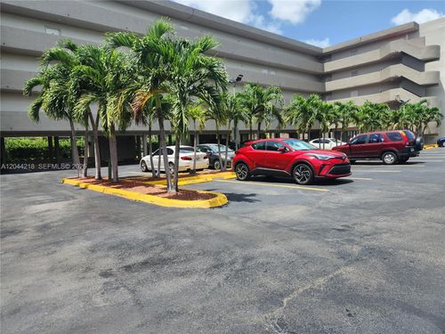 312-802 Nw 87th Ave, Miami, FL, 33172-3449 | Card Image