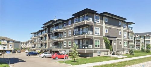 3202-106 Willis Cres, Saskatoon, SK, S7T0Y6 | Card Image